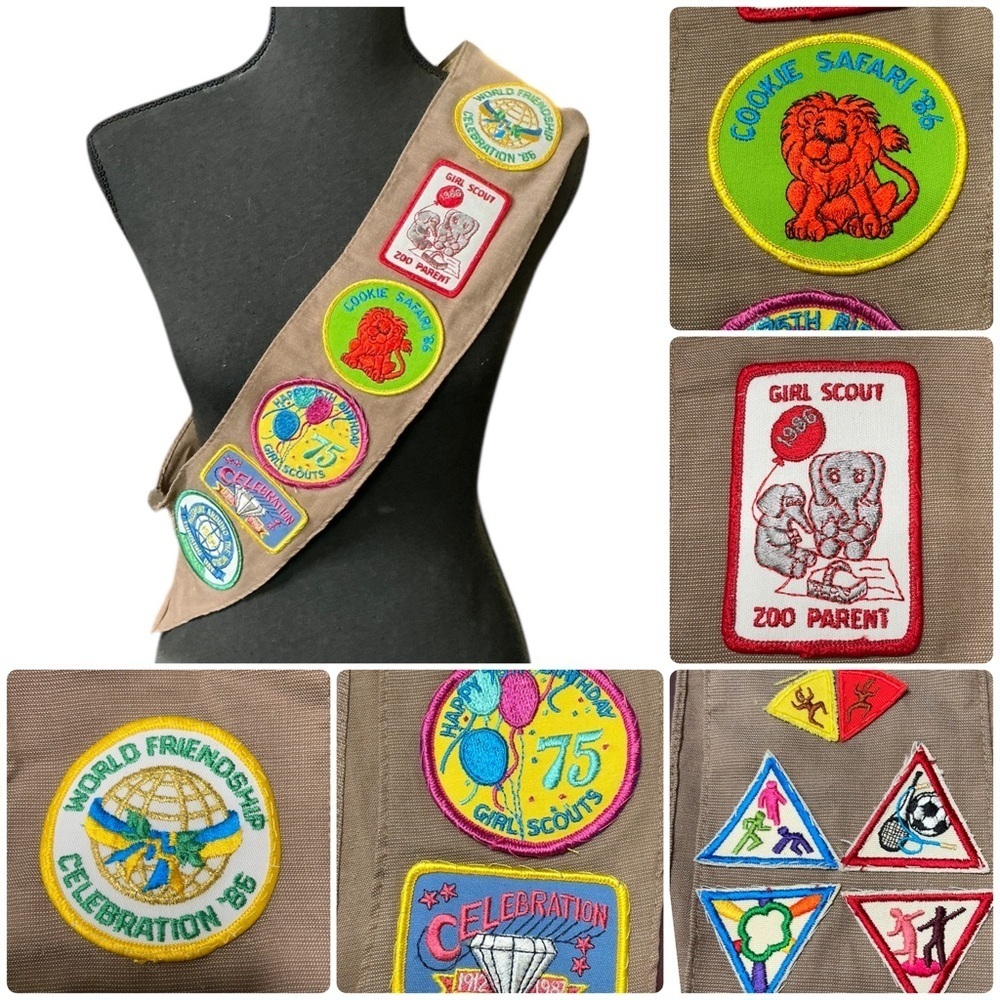 Brownies Girl Scouts Sash with Colorful Patches Troupe 220